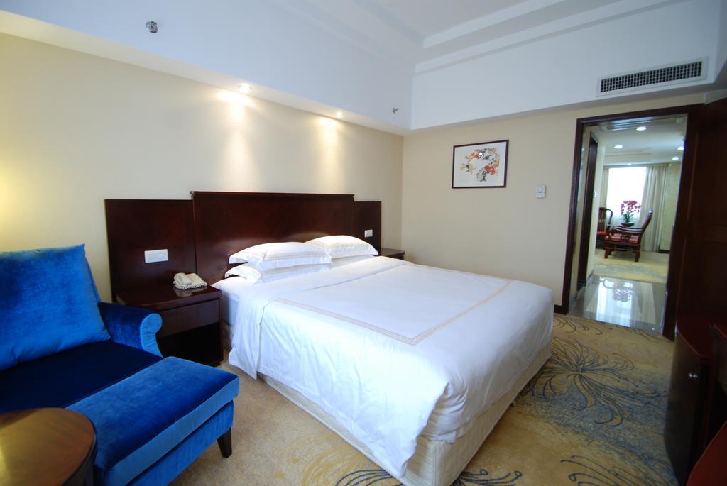 Overseas Chinese Friendship Hotel Kuangcsou Kültér fotó