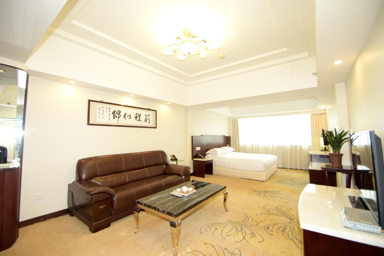 Overseas Chinese Friendship Hotel Kuangcsou Kültér fotó